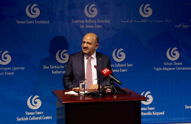 Milli Savunma Bakan Işık Londra’da