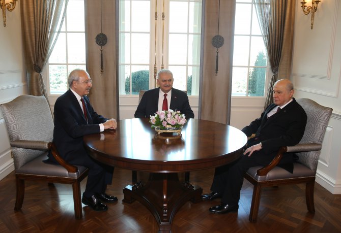Yıldırım'ın Kılıçdaroğlu ve Bahçeli ile görüşmesi başladı