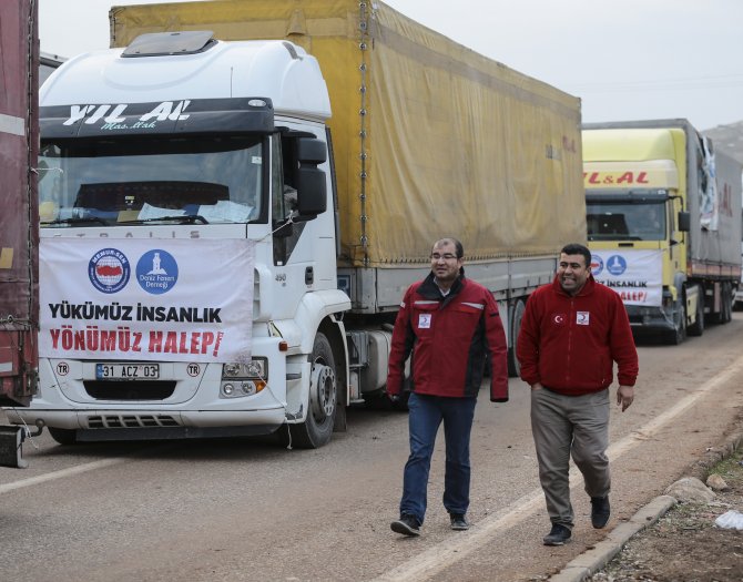Türkiye'den Suriyelilere yardım yardımlar sürüyor