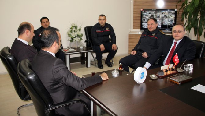 İtfaiye ekiplerinden Halep'e yardım