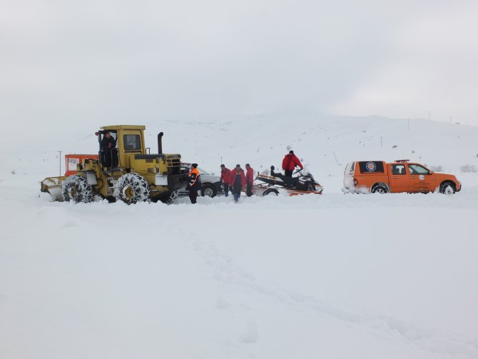 Hamile kadın AFAD ekiplerinin çabasıyla hastaneye yetiştirildi