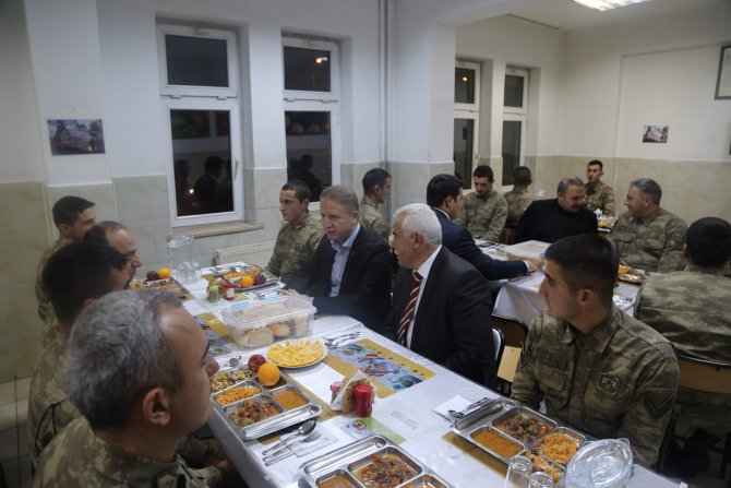 Vali Gül'den ziyaret