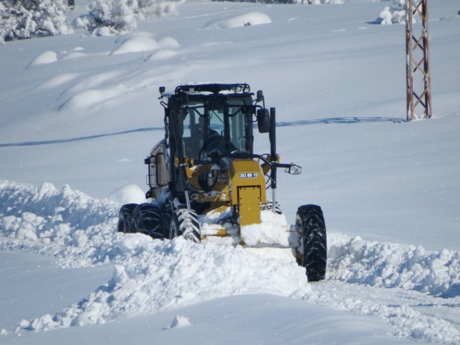 Mutlu yaylası yolu ulaşıma açıldı