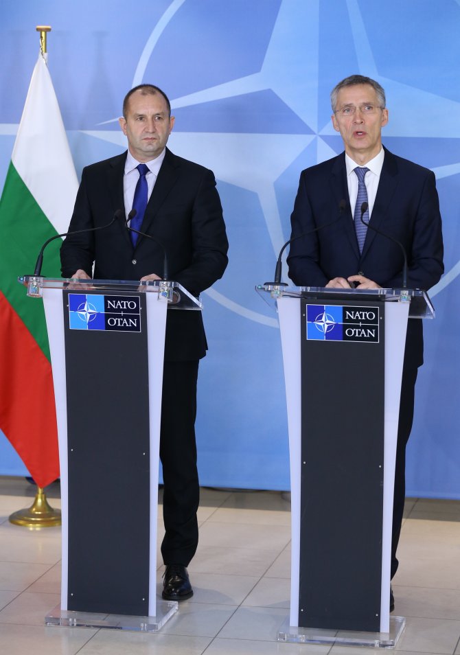 İran'ın balistik füze denemesi