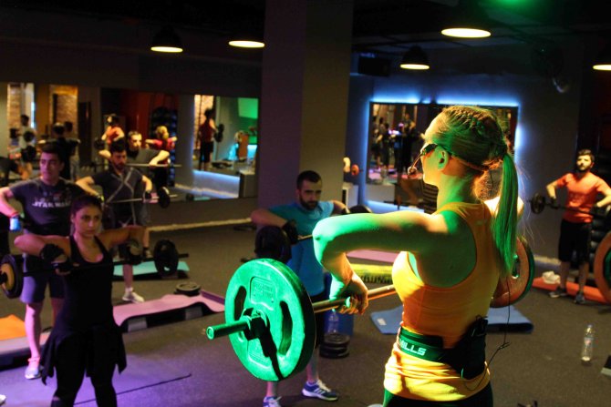 Ukraynalı gelinin Diyarbakır sevgisi