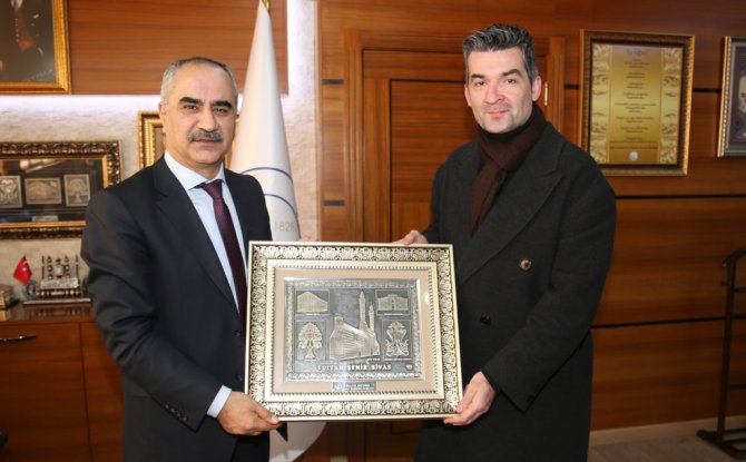 Milli kareteci Alagaş, Başkan Aydın'ı ziyaret etti