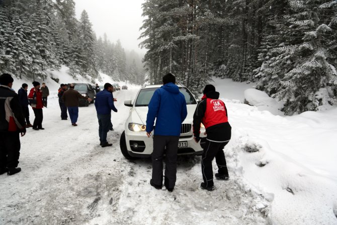Kartalkaya ve Abant'ta yoğunluk