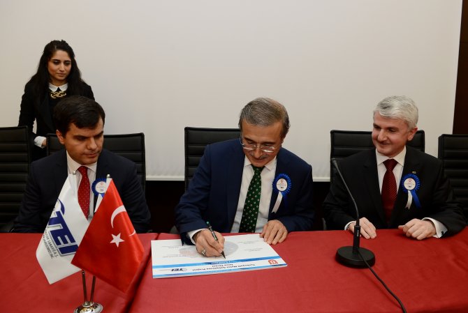 Özgün helikoptere yerli motor