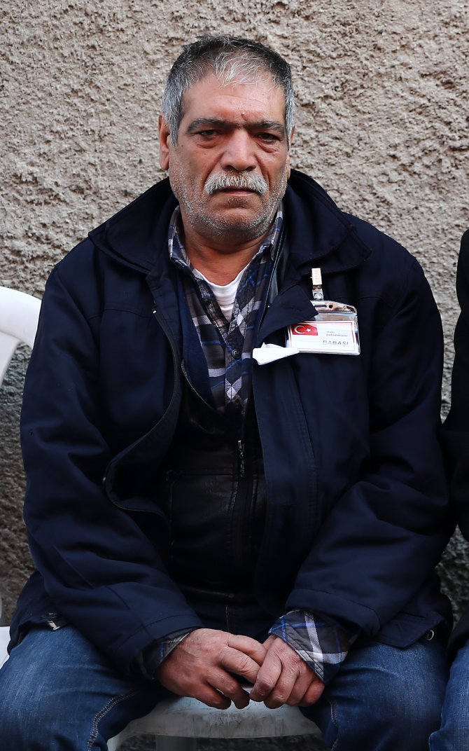 "Olmayan çocuğu için oyuncak alıyordu"