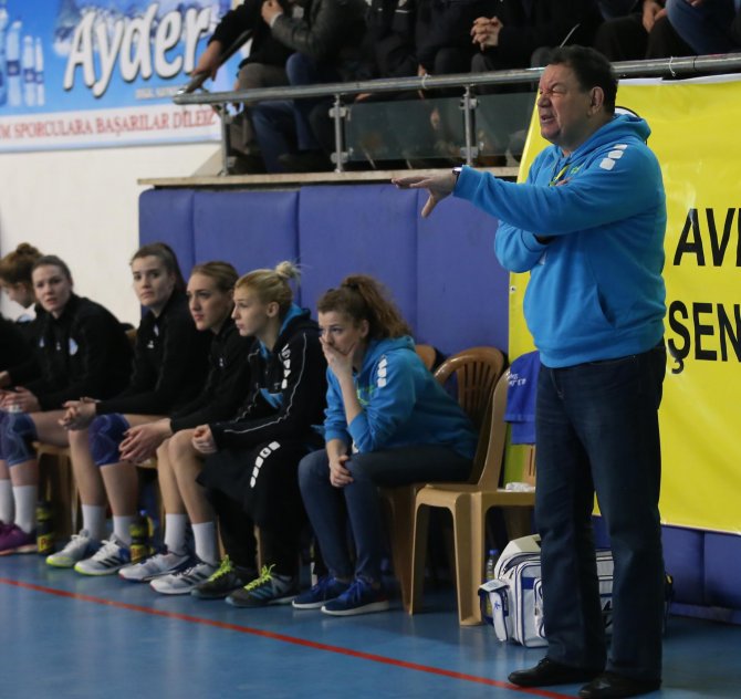 Hentbol: Kadınlar Challenge Kupası