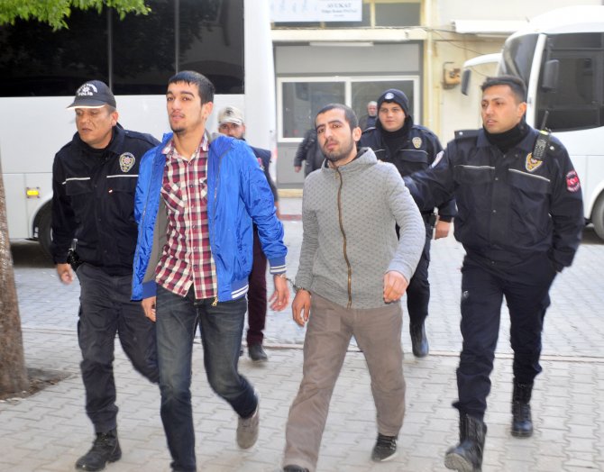 Adana'da PKK/KCK şüphelileri serbest kaldı