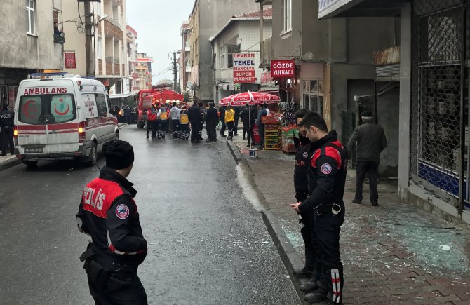 Küçükçekmece'de patlama