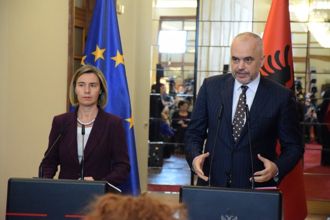AB Yüksek Temsilcisi Mogherini Arnavutluk'ta