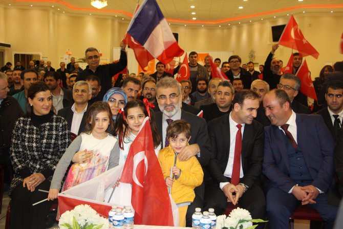 "Cumhurbaşkanlığı Hükümet Sistemi" Paris'te anlatıldı