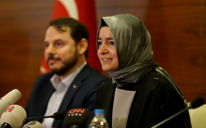 Hollanda'dan diplomatik skandal