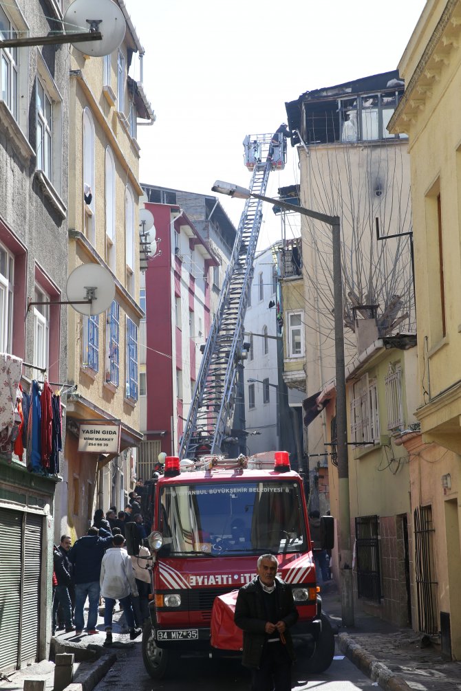 Beyoğlu'ndaki yangın