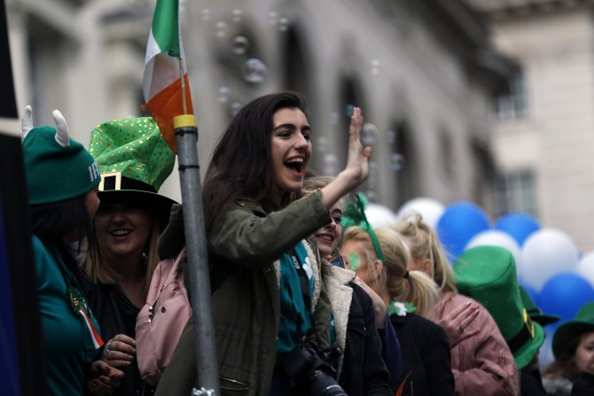 Londra'da Aziz Patrick Günü yürüyüşü
