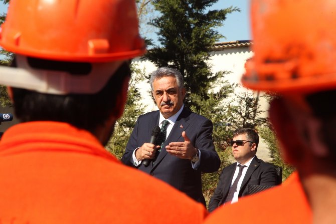 "Cumhurbaşkanı sorumsuzdur' diyen maddeyi değiştirdik"