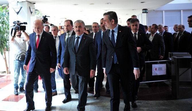 Ulaştırma, Denizcilik ve Haberleşme Bakanı Arslan, Bursa'da: