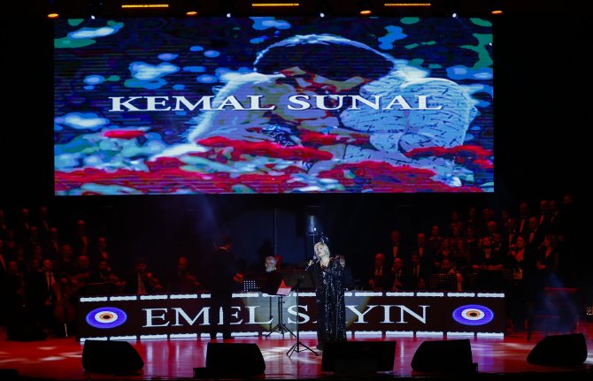 Başkentte "Başrolde Emel Sayın Film Müzikleri Konseri"