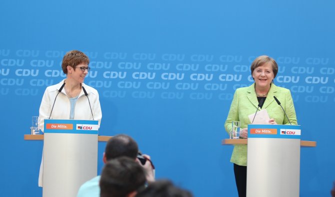 Almanya'da eyalet meclisi seçimleri