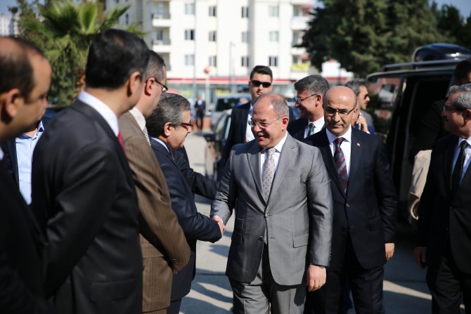Sağlık Bakanı Akdağ, Adana'da