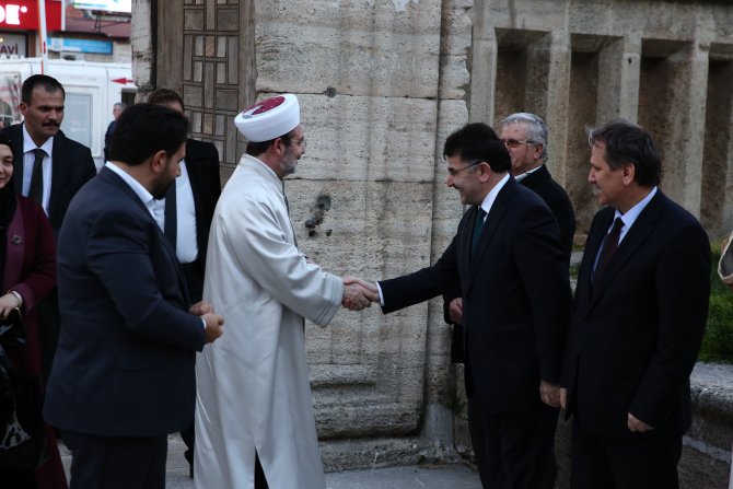 Selimiye Camisi'nde Regaip Kandili programı