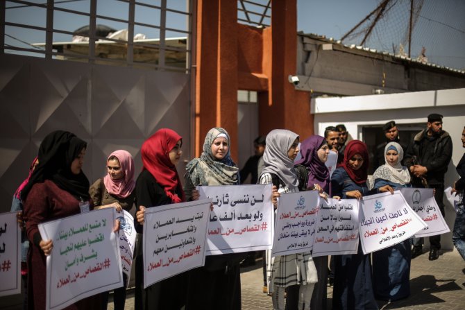 Gazze'de "İsrail casuslarına kısas" gösterisi