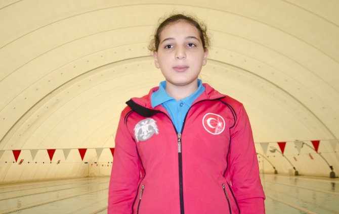 Görme engelli yüzücünün azim dolu hikayesi