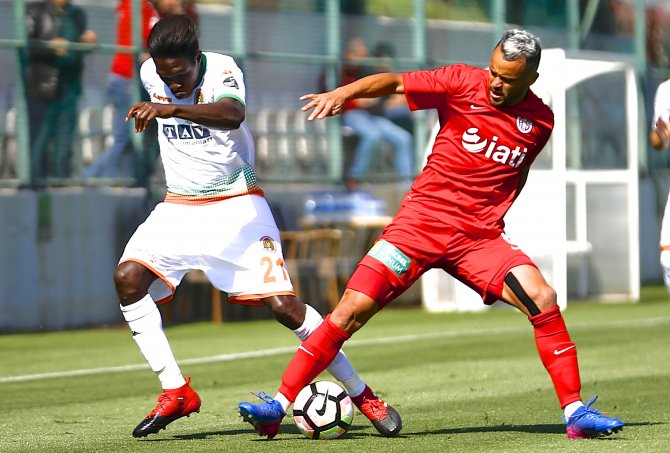 Futbol: Hazırlık maçı