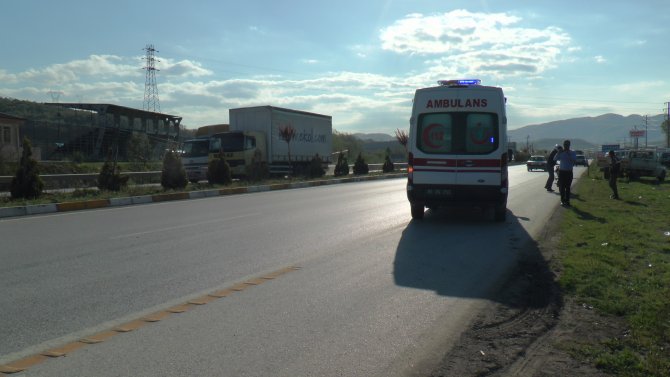 Düzce'de otomobil devrildi: 4 yaralı