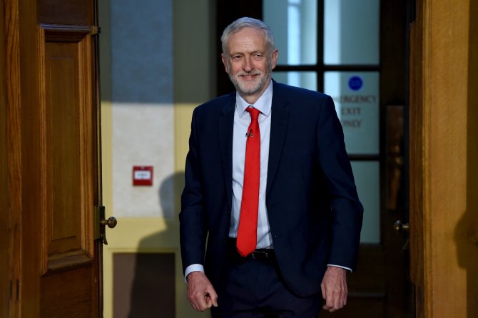 İngiltere'de erken genel seçime doğru