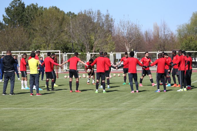 Kayserispor'da yüzler gülüyor