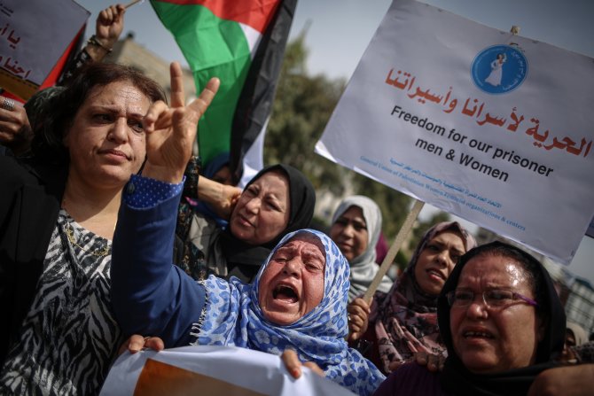 Açlık grevi yapan Filistinli tutuklulara "destek gösterisi"