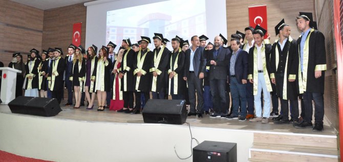 Sorgun MYO’da mezuniyet sevinci