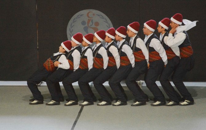 Halk oyunları şampiyonası