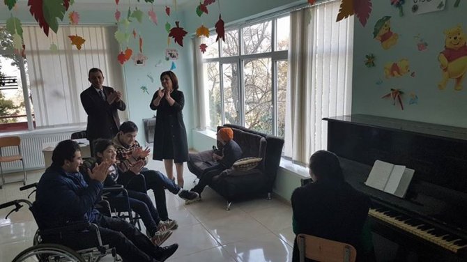 TİKA'dan Batum'daki engelli çocuklar merkezine destek