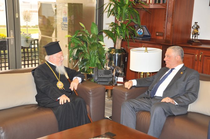 Fener Rum Patriği Bartholomeos, İzmir'de