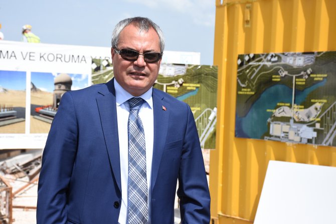 Zeynel Bey Türbesi'nin yeni yerine yerleştirilmesi