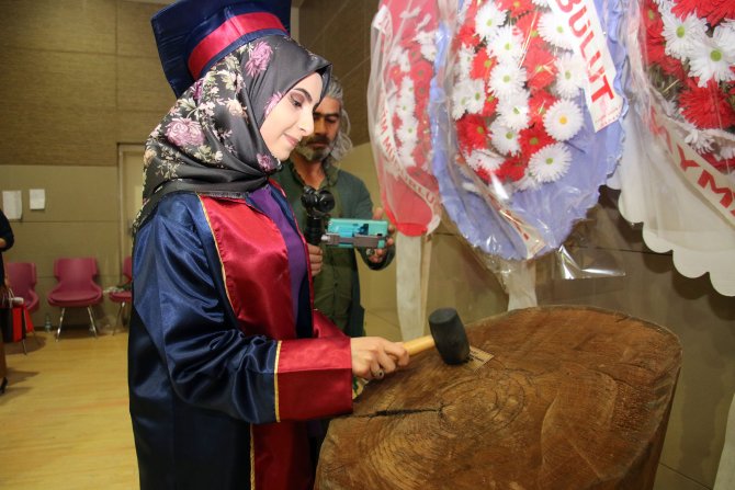 Aşık Veysel MYO'da mezuniyet heyecanı