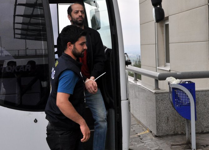 GÜNCELLEME - FETÖ elebaşı Gülen'in yeğeni tutuklandı