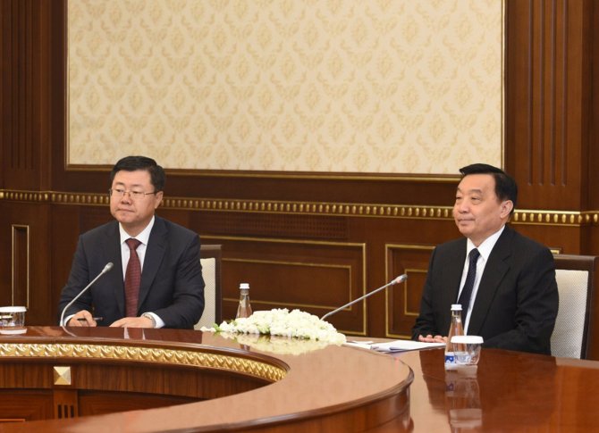 Çin Ulusal Halk Kongresi heyeti Özbekistan'da