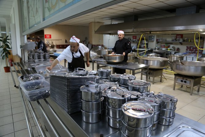 Ramazan sofraları binlerce kişiyi ağırlayacak