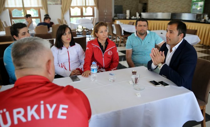 Judo Kadın Ümit Milli Takımı, Balkan Şampiyonası'na hazırlanıyor