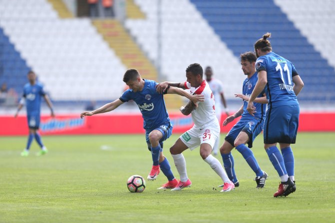 Futbol: Spor Toto Süper Lig