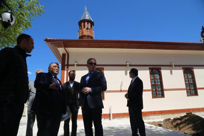 Vali Gül restorasyon çalışmalarını inceledi