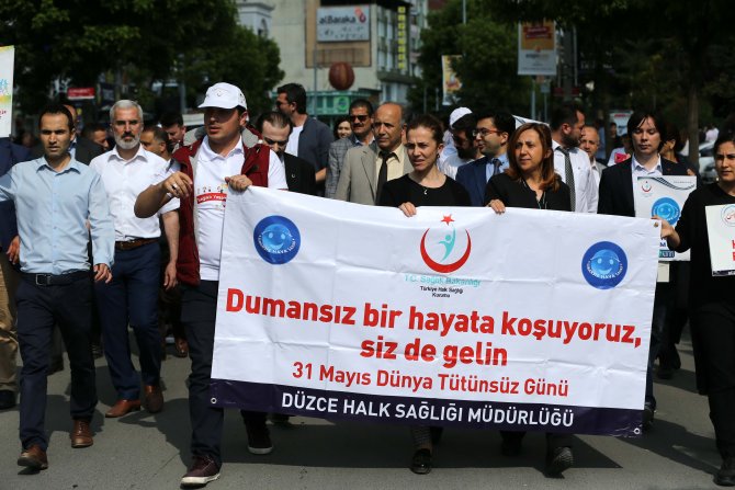 Farkındalık için yürüyüp pedal çevirdiler