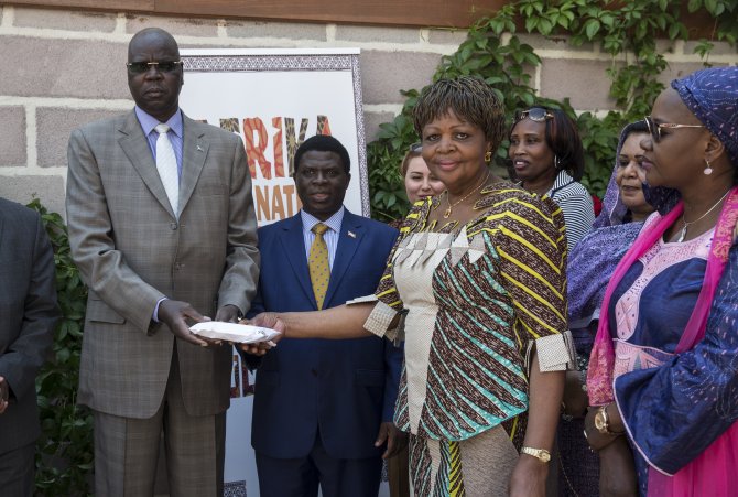 Afrika Büyükelçileri Eşleri Derneğinden Güney Sudan'a yardım