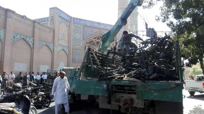 Afganistan'da bombalı saldırı