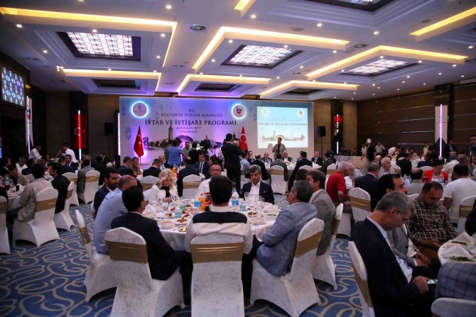 Kültür ve Turizm Bakanı Avcı Diyarbakır'da: